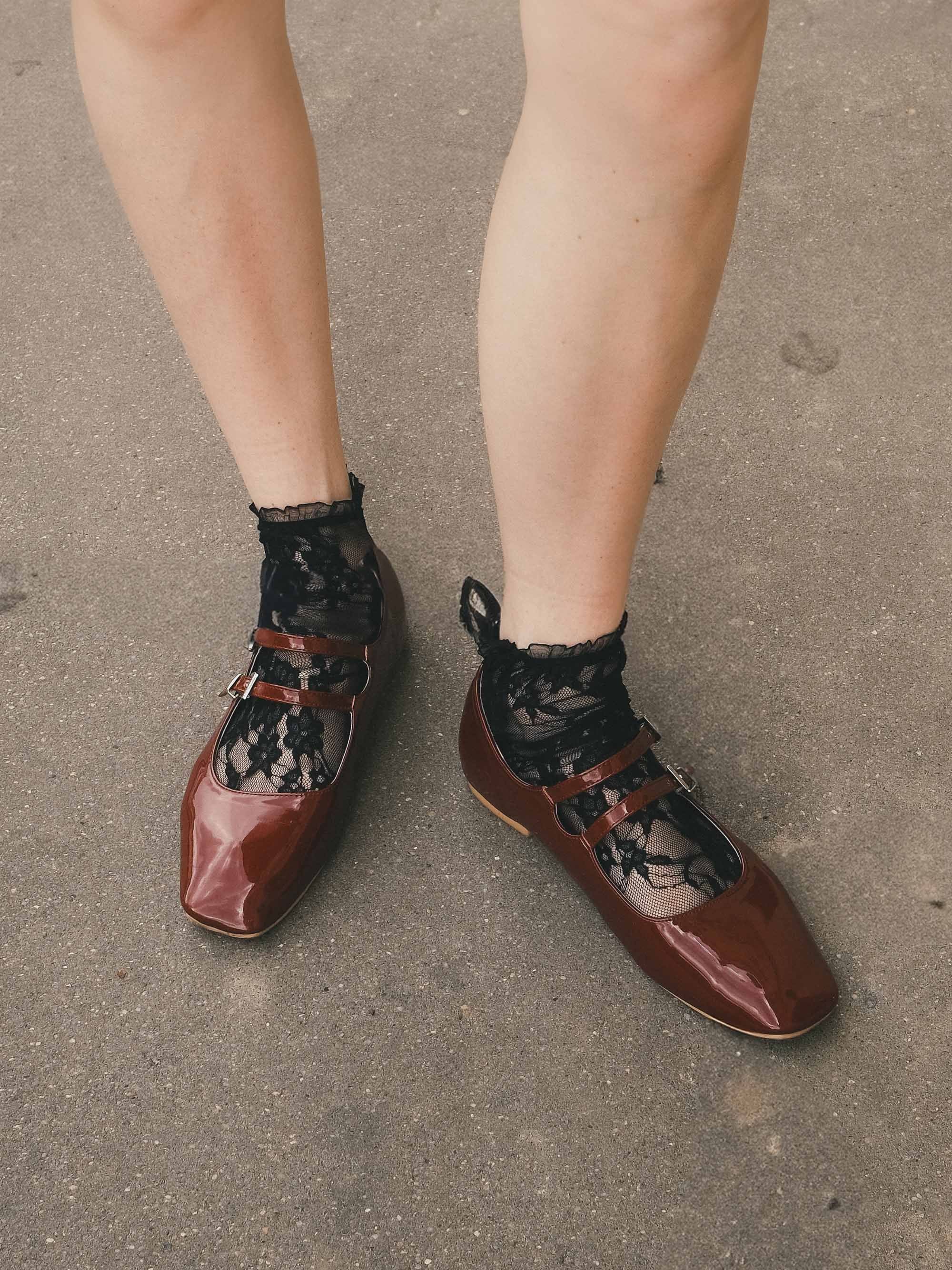 Fiore Floral Lace Ankle Socks