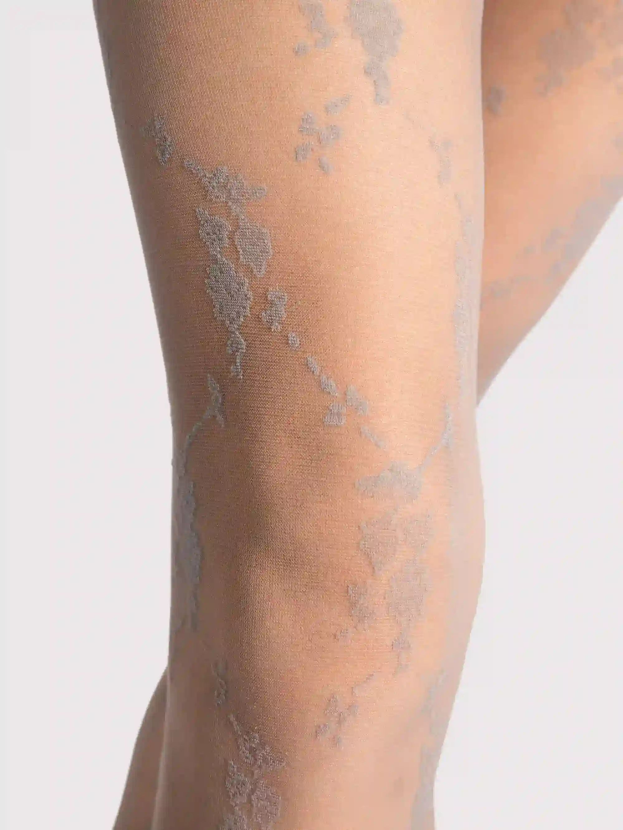 Fiore Rosalia Floral Lace Pattern Control Top Pantyhose - 20 Den
