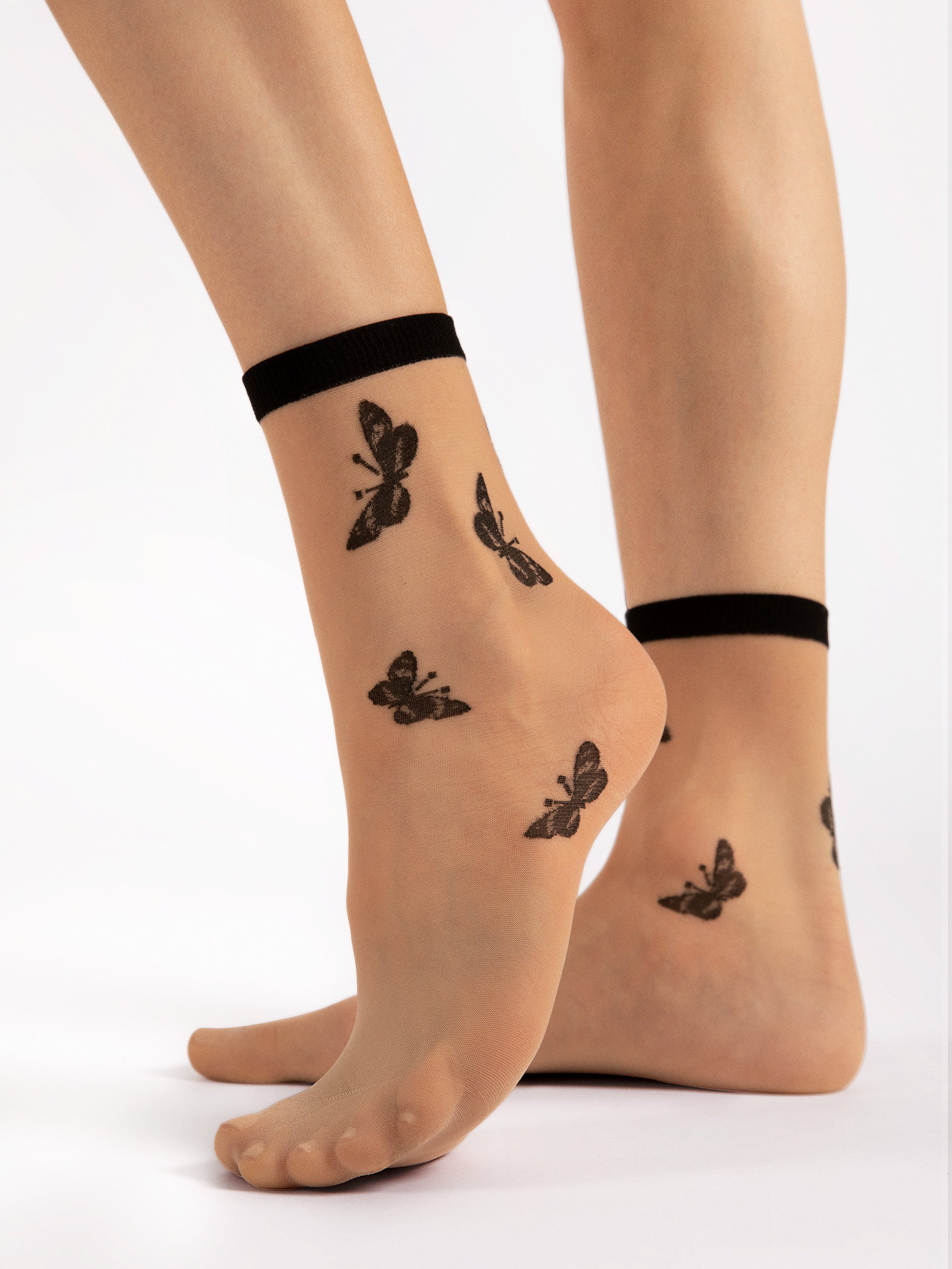 Fiore Sheer Butterfly Crew Socks – 15 Den