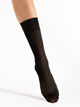 Fiore Glossy Mesh Crew Socks – 20 Den