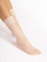 Fiore Glossy Mesh Crew Socks – 20 Den